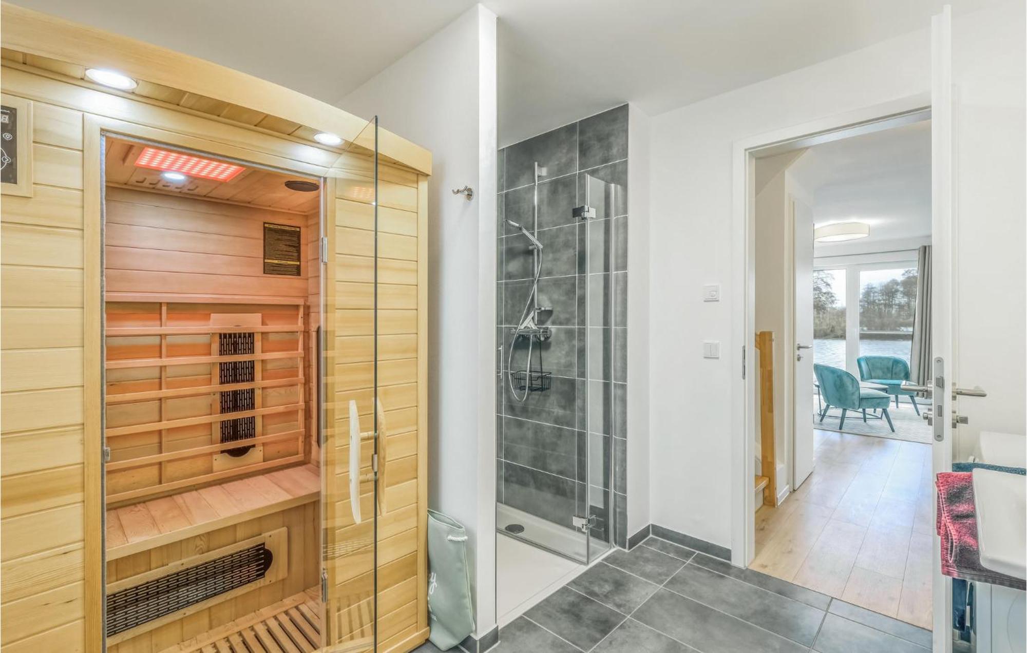 Amazing Home In Tossens With Wifi Exterior photo